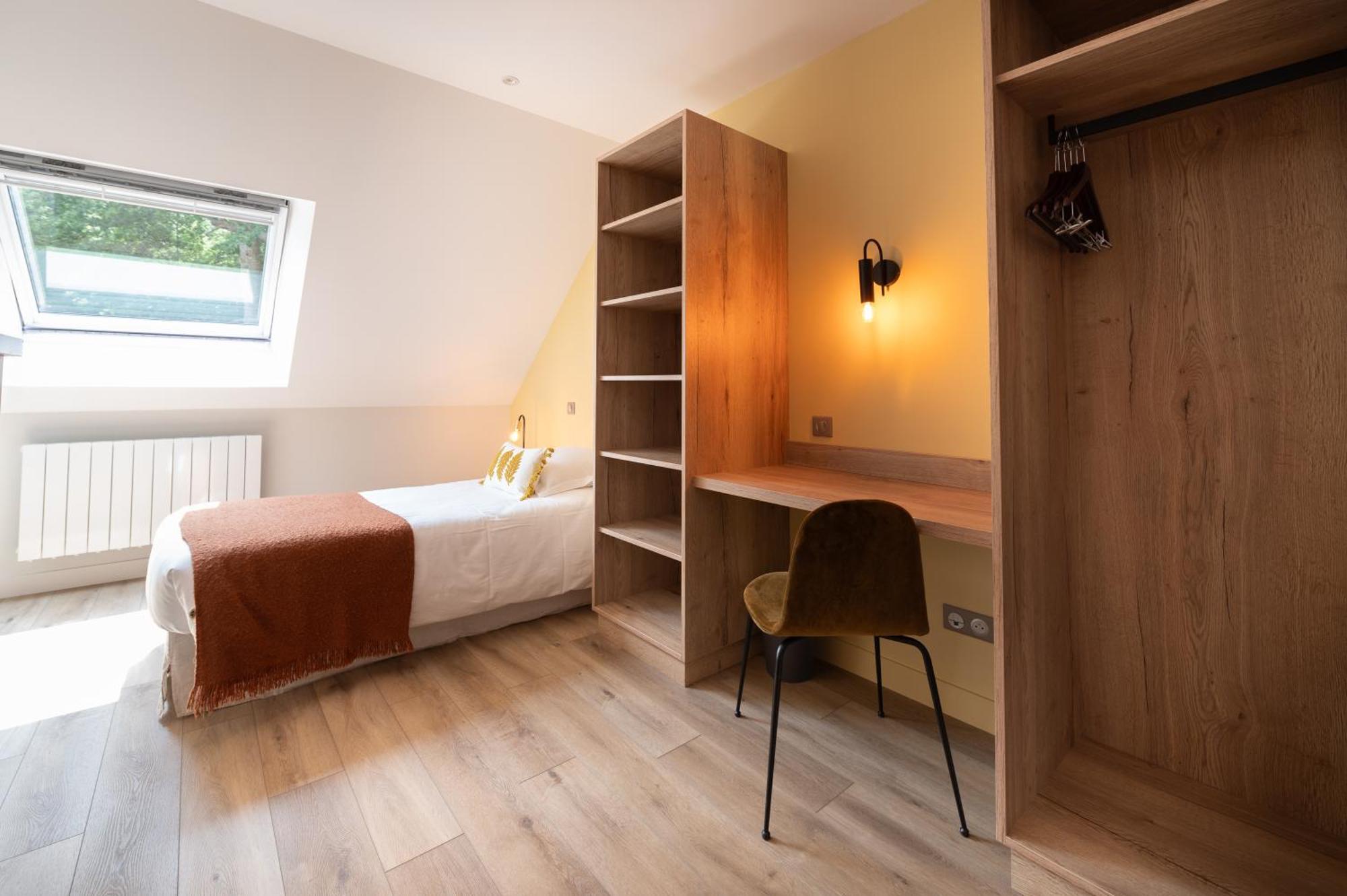 Hotel Les Cotonnades Lorient Esterno foto